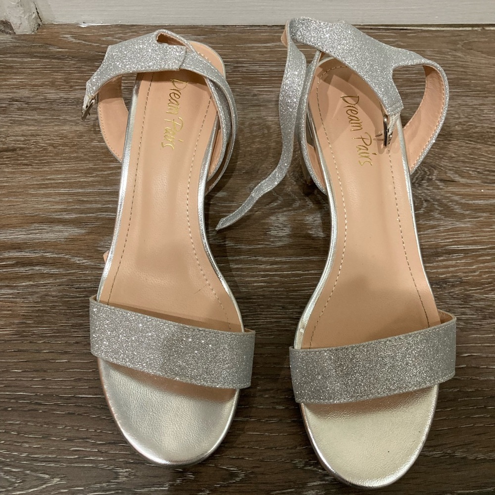 Dream Paris Silver Heels Size 8